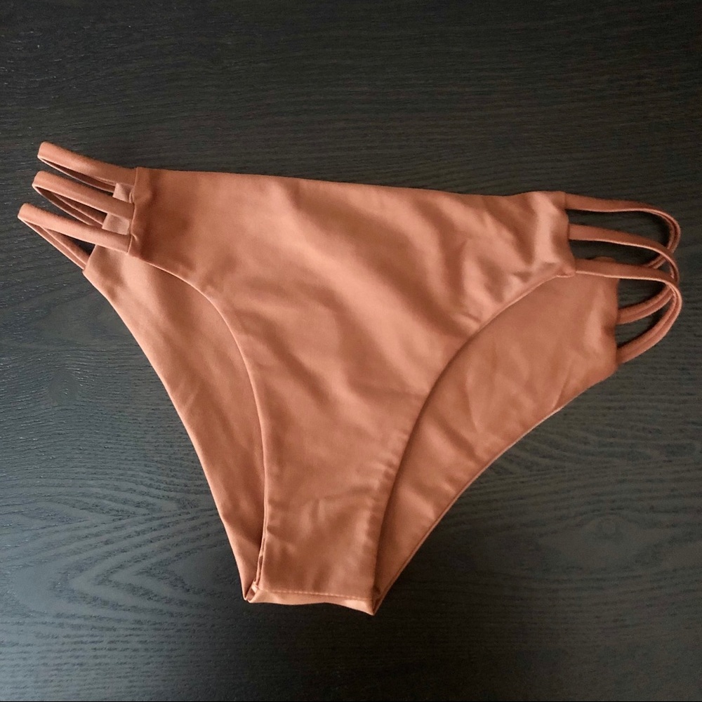 Tan / nude bikini bottoms